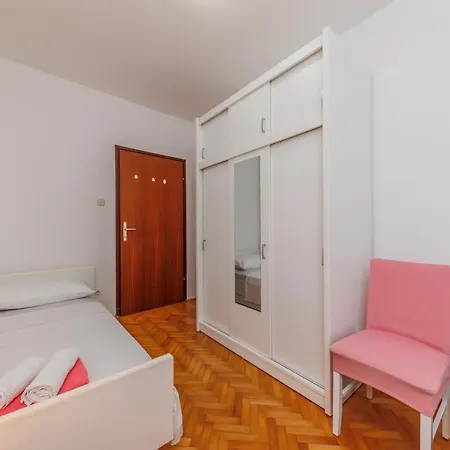Appartement Mali Jure *
