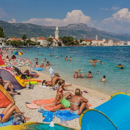 Mali Jure Kaštela